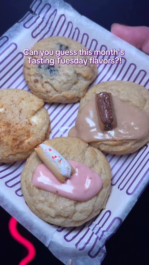 which one should we bring to the menu??
 
 
#insomniacookies #tastingtuesday