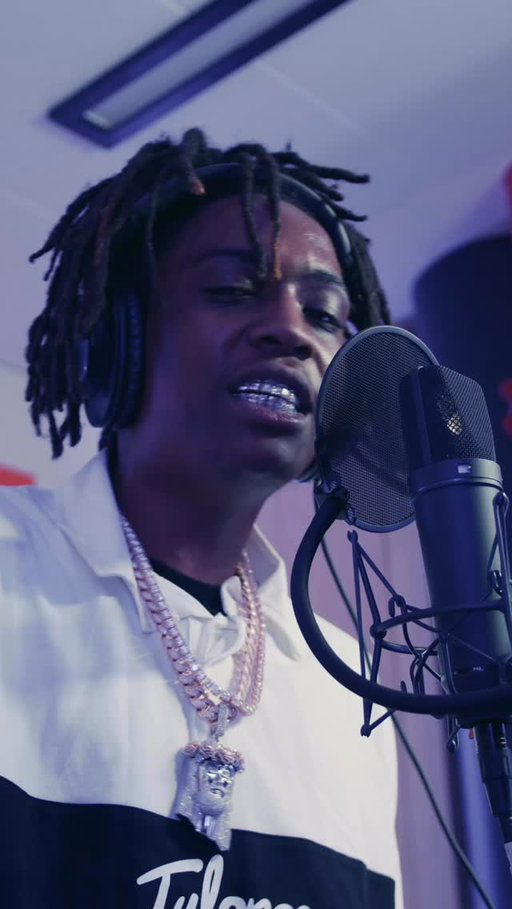 Y’all ain’t ever heard a story like this🤯 @fattmack_ slid through #TheBooth with an exclusive freestyle and it’s all heart. Watch the full episode now and find out the ending🔗
