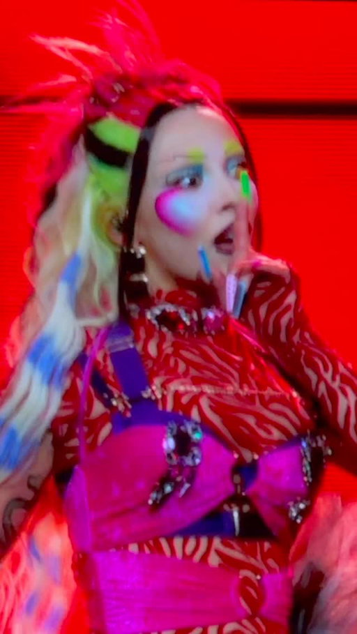 Was Doja Cat disappointed with the crowd in Japan 😭🇯🇵#dojacat #mavietour #concert #japan #tokyo @dojacat