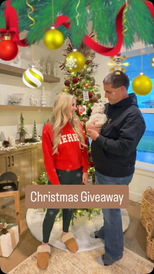 Gift-card giveaway! 
How to enter:
🎄Like this Post
🎄Follow me…That’s it!!
Check out stories daily for winners!

For BONUS entries:
🎁Meet me in stories and use the giveaway “slider” 
🎁Tag a friend in the comments (each comment is an additional entry!)
🎁Hit the 🔁Reshare button (Instagram) 
🎁Share to stories and tag me!
🎁Share post on Facebook

Giveaway details:
$50 Gift Card EVERYDAY until Christmas Eve!!! 

Winners will be announced DAILY 😳 in stories until Dec. 24th 2025, CHRISTMAS EVE!! 🎅🏼🎉🎉🍾In my stories ONLY! 
I will NEVER create a new account or reach out to anyone that wins, please report spam accounts that do this.

DISCLAIMER: This giveaway is not sponsored, endorsed or administered by, or associated with Instagram.