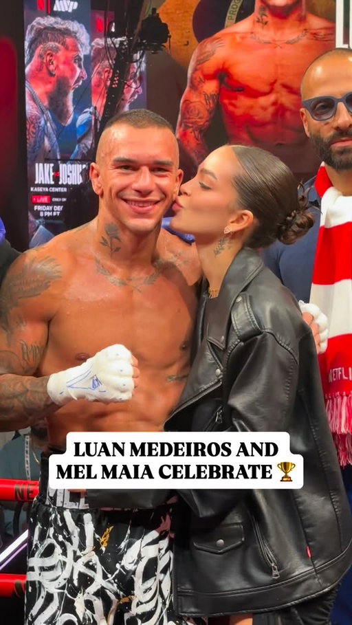 @melissamelmaia & @luaanvinicius celebrate post-fight 🏆