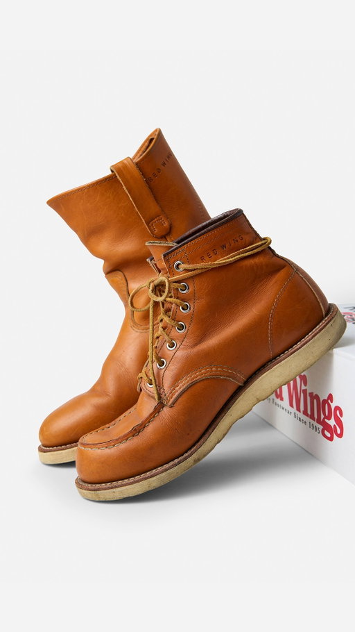 PRIVATE COLLECTION—

A tribute to those who make Red Wing their own. Boots worn in, shaped by life, built to tell a story.

Tap to see our 2025 Private Collections, each as unique as the person who wears them. Share your own collection in our Story.

—
Featured collections: Clare, Philip, Dave, Wes and Albert

#RedWingHeritage