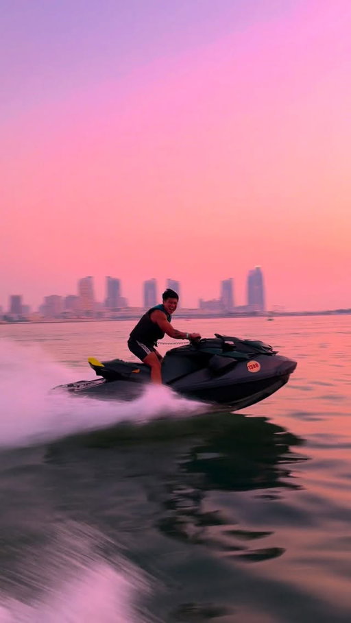 Comment “Color” to learn how to color grade your videos like this! 🎨🇶🇦 #doha #qatar #travel
