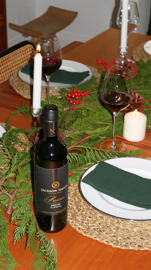 A hosting non-negotiable…. we don’t make the rules🍷

Featuring our Reserve Merlot, smooth and fruity, it belongs in the middle of every great meal with the people you love.

Shop at select Wine Rack locations, winerack.com, LCBO, at our Estate, and online through the link in our bio.

#jacksontriggs #ontariowine #sippingontario #lcbo #winerackcanada
