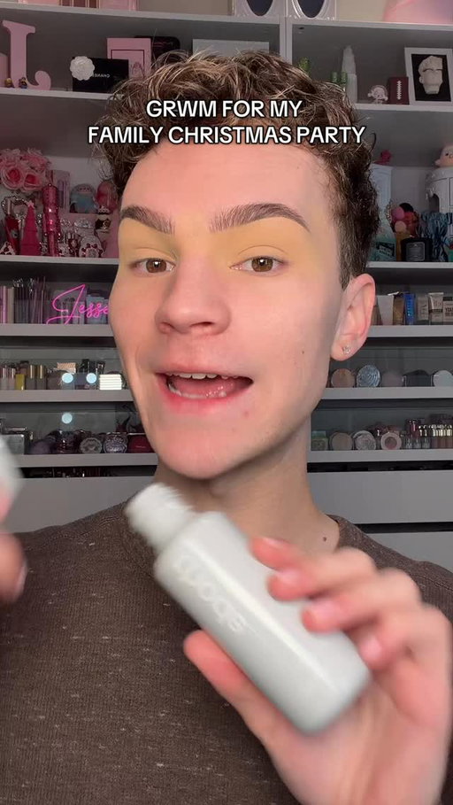 What do we think of the glam besties!? ❄️ 

#grwm #makeup #storytime #lgbt #beauty #makeuplover #holidaygrwm #holidays #christmas #christmasparty #holidayparty #exolore #viral #makeuptutorial