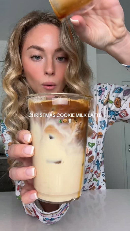 SALTED GINGERSNAP COOKIE MILK LATTE

I loved my original cookie milk latte so much that I decided to try some other fun and festive milk infusions. This is my take on a Christmas cookie milk iced latte!

So this Salted Gingersnap Cookie Milk Latte is an ode to the holiday season! The perfect holiday drink this seaoson 🎄🍪🥛☕️

Here’s what you need:
- �cookies- I used Tate’s Gingersnap Cookies
- �milk of choice
- �espresso
- �salt
- �ice
#coffeerecipe #icedcoffee #coffeeathome #icedcoffeeathome #icedcoffeerecipe