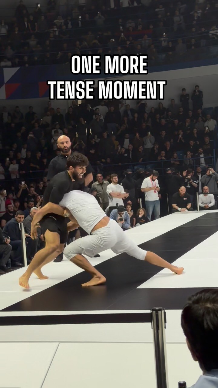 There was one more tense moment between Arman Tsarukyan and Mehdi Baydulaev during their grappling match at ACBJJ in Moscow.