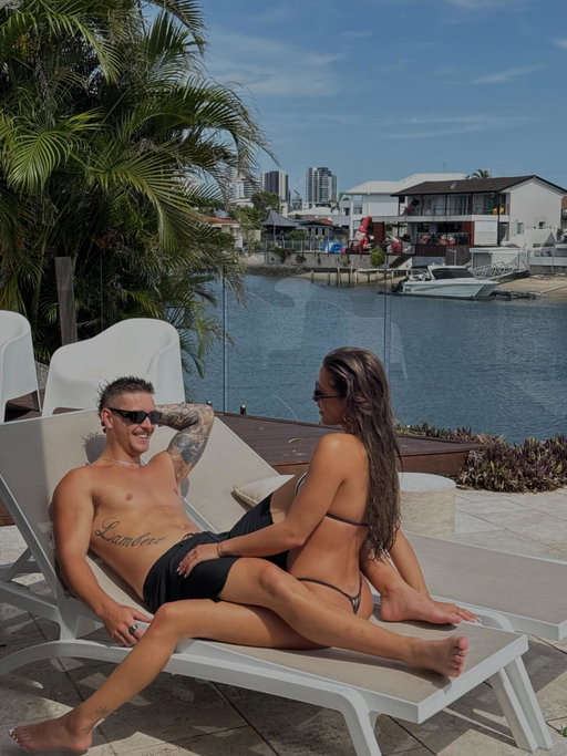 Life beyond the villa 🌴