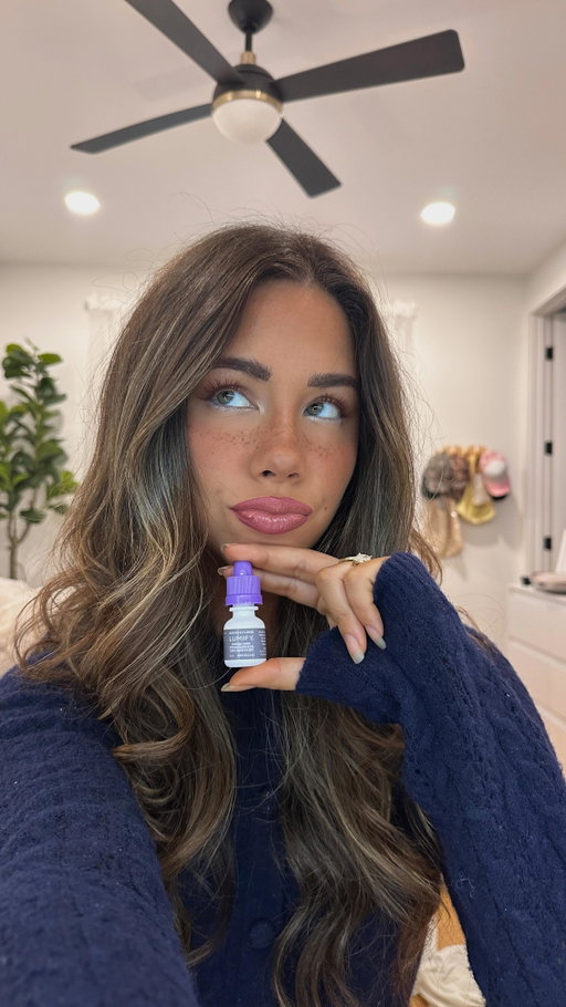#LUMIFYPartner 
GRWM to go to a Holiday Party!! I can’t believe it’s already holiday season again. LUMIFY redness reliever eye drops are a must-have in my purse just in case.  Head to http://LUMIFYeyes.com to shop 
 #LUMIFYDrops #fromBauschLomb 
 Use as directed.