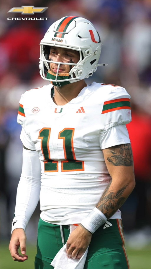 Let's talk about Carson Beck... there are very few quarterbacks in college right now that have been able to do what he has done!

Can't wait to watch him on Saturday!

Presented by @chevrolet  #ad #Chevy #Silverado