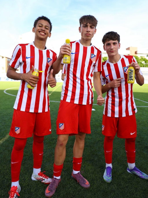 Kicking up the FLAVOR ⚽️🍋 @algarvecup
-
-
-
-
#futbol #fútbol #sports #football #team #athlete #youth #game #sport #athletes #drink #hydrate #hydration #soccer #soccerlife