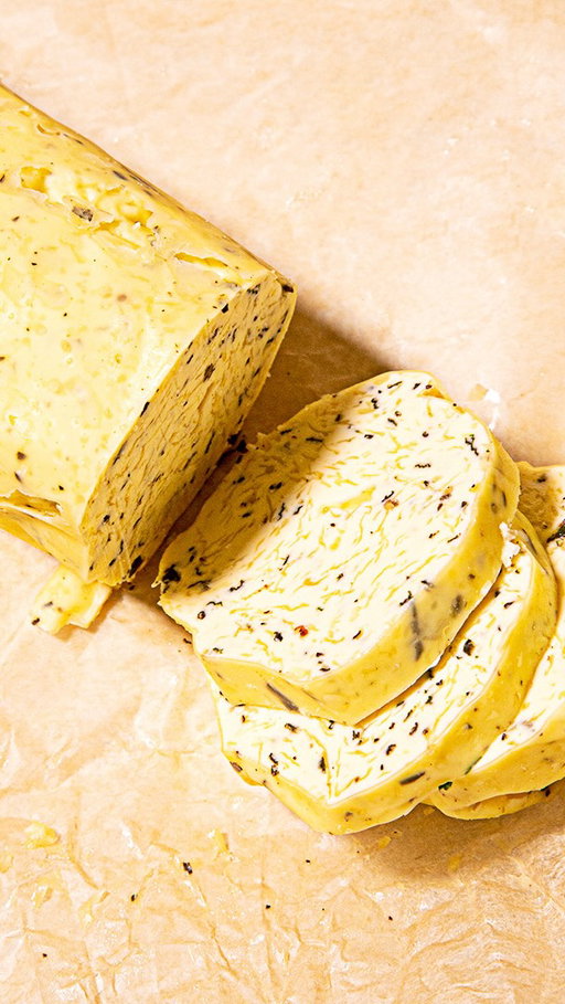 Wanna make your butter…better? 🧈 Check out our favorite sweet ’n savory compound butter recipes that bring big flavor with minimal effort. 

With the right packaging, they even make a fancy and creative holiday gift. Try them all this season!