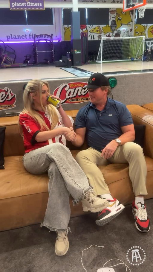 Just trying to butter @barstoolgruden into picking A&M this weekend. @twistedtea @reworktheroster