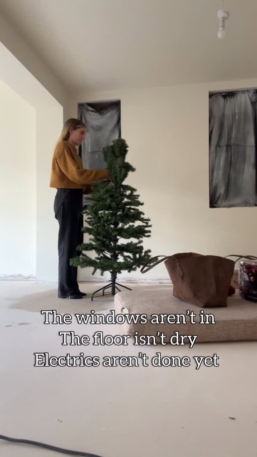 This was filmed last week and I’m very happy to report the electrics were completed on Monday! So it’s looking a little less bleak now #homereno #homerenovation #renovation #budgetreno #remodel