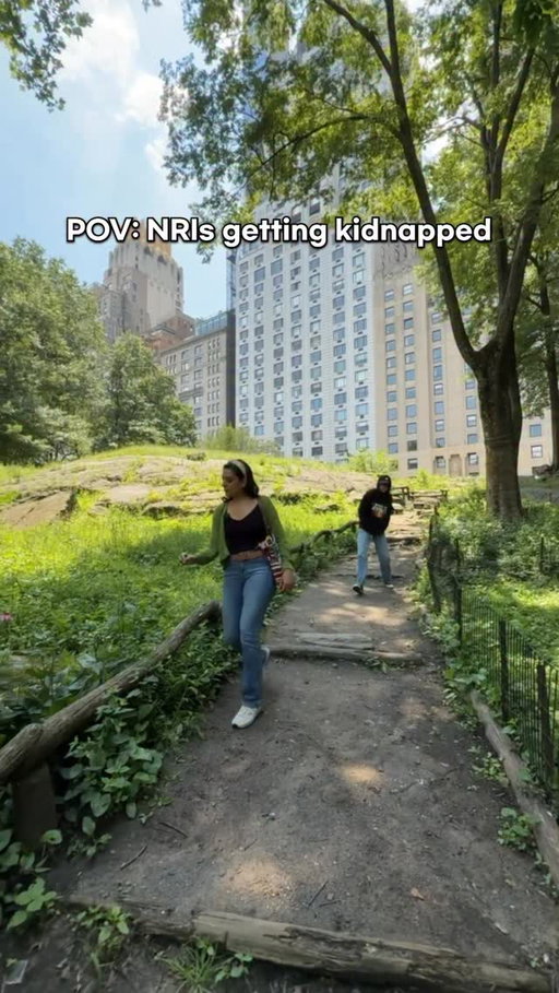 bhaiya mere muh se nikal gayi, meri zubaan toot gayi.
.
.
.
.
.
..
.
.
#nri #kidnapping #funny 
.

(Funny, fyp, foryoupage, explore, exploremore, kidnapping, NRI, ishittaarun)