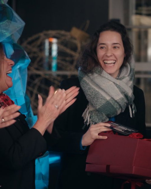 Now boarding for the holiday season! Last week, we brought a little extra comfort and a lot of joy to a few of our customers with thoughtful surprises. Happy holidays! ✨