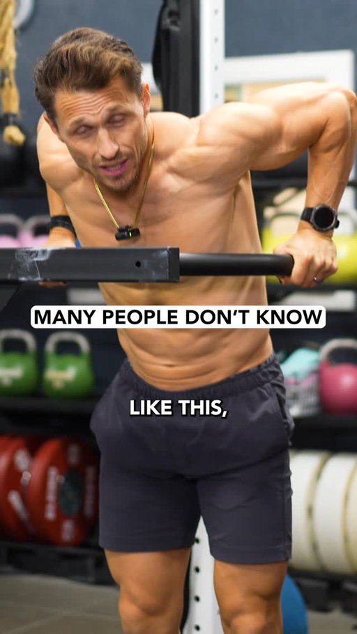 Change your setup = change the stimulus:
⠀⠀⠀⠀⠀⠀⠀⠀⠀
- Wide grip: bigger chest stretch
- Close grip: more shoulder involvement
- Lean forward: hits chest harder
- Stay upright: triceps get more action
- Mid-range reps: definitely can load more
- End-range control: builds stronger, healthier shoulders
⠀⠀⠀⠀⠀⠀⠀⠀⠀
Small adjustments can completely shift what you’re targeting — so play with angles, positions, and ranges to match your goals.
⠀⠀⠀⠀⠀⠀⠀⠀⠀
Not sure how to tailor movements to your training? DM me COACH and let’s talk through it.
⠀⠀⠀⠀⠀⠀⠀⠀⠀
#functionalbodybuilding #dip #workout #chest #triceps