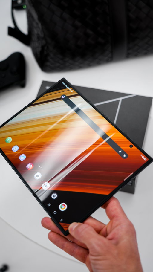 My first Tri-Fold Unboxing! 

This is the @samsungcanada Galaxy Z TriFold - you get a massive 10" main screen that folds twice into the candy bar style with a 6.5" cover screen. 

This actually gives you a huge tablet like experience (whereas a single fold phone is stuck in an awkward place in between and has weird aspect ratios). Sadly not coming to Canada YET but keep those fingers crossed 🤞🏻 

#samsung #trifoldphone #unboxing #tech #technology