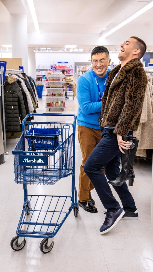 @mattrogerstho & @fayedunaway are the gifting experts who keep on giving. 🎁✨ ​
Shop their holiday gift guide and gift the good stuff at Marshalls. @lasculturistas #MarshallsPartner ​
​
Link in bio. Styles vary by store and online.