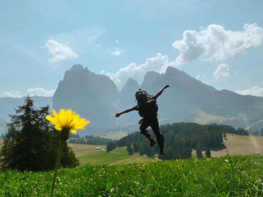 Nature makes me feel so alive

#nature #camping #travel #liveyourbestlife #dance