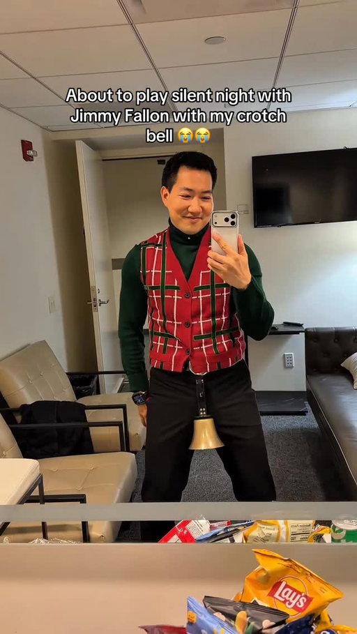 Westminster Thrust Ensemble ft. Me 😂 @jimmyfallon 

Well, this was a fun one. Wasn’t asked to dance. Just throw my hips 😂 but somehow it was scarier in some ways because if I thrust early or late the whole song is ruined 😂🤣

Big thanks to @sarahogleby 🙂