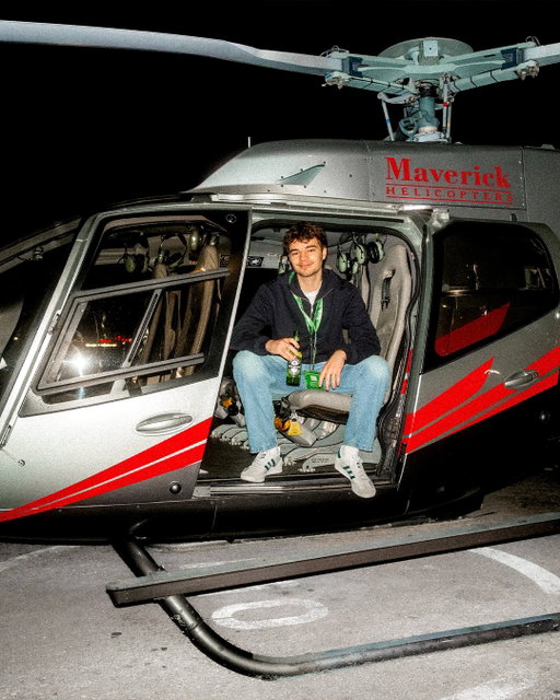 F1, helicopters, casinos, sharks, and… chess? Las Vegas vlog out now!!