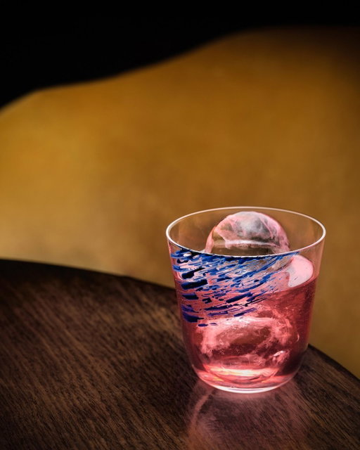 A sip that reveals its character in layers.⁣
⁣⁣
Hidden Self blends Hendrick’s with sudachi, lavender, and clarified cherry yogurt. Smooth, expressive, and quietly indulgent.⁣
⁣⁣
Discover our Long Drawn Out Sip menu at the bar.⁣
⁣⁣
#Rosewood #RosewoodLondon
