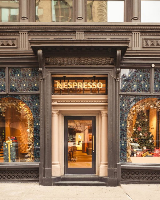 The Nespresso NYC Flagship is officially open ✨ Step inside and explore coffee in ways you never imagined — and make your holiday gifting unforgettable.

☕ Sensorial Experience - explore aroma, taste, and texture to uncover new coffees
📓 Masterclass Sessions - deepen your knowledge and skills in coffee craft and learn exciting recipes
🎵 The Nespresso Lounge - enjoy a fresh cup, spin a vinyl and unplug from the bustle of the city
🎁 Holiday Gifting – shop curated selections, enjoy elegant wrapping, and personalize your gifts with engraving available on accessories and gift ribbons

Stop by at 5th Avenue and 16th Street in the Flatiron District.