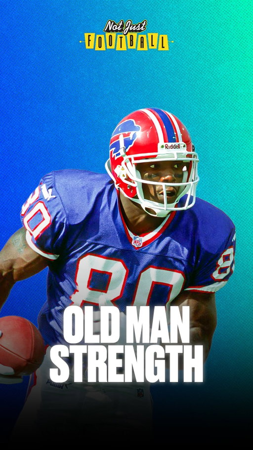 Old man strength in the NFL hits different 😂😂😂 #ericmoulds #bills #steelers