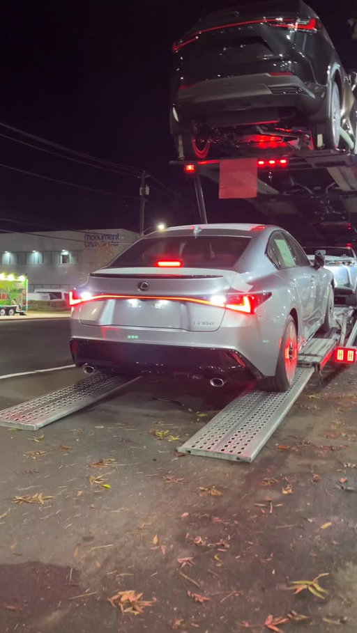 😍✨ Two Iridium paint 2025 #Lexus IS 350 F SPORT 3.5L V6 cars just arrived and fresh from the factory! Both are featuring the beautiful 19 inch alloy wheels with Dark Metallic finish. #lexusofconcord 

✨ Shop 2025 Lexus IS inventory in-person or online at Lexus of Concord. 📞 Call (925) 520-3143 to schedule a Test Drive. 

Lexus of Concord 
2001 Market Street 
Concord CA 94520 

#lexusis350fsport #lexusis350 #lexusis