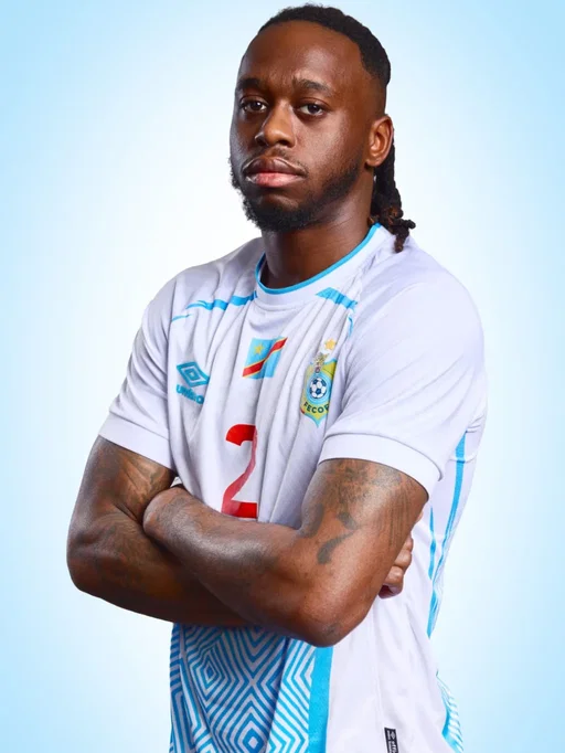 🐆 𝐌𝐚𝐢𝐥𝐥𝐨𝐭 𝐞𝐱𝐭𝐞́𝐫𝐢𝐞𝐮𝐫 👕🇨🇩🤩

À l’extérieur aussi, le Congo s’affirme.

Ce maillot accompagnera nos Léopards loin de leurs bases, avec la même fierté et la même détermination.
Les couleurs voyagent, l’identité reste 🇨🇩

#AllezYlesLeopards #MaillotExterieur #Team243 #CAN2025