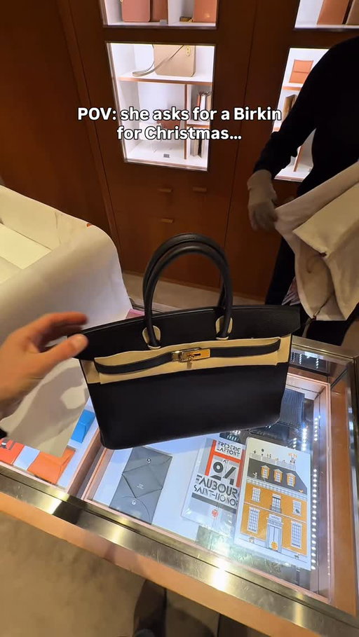 You think she’ll like it?! 

#hermes #birkin