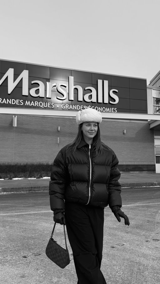 Pleins d’idées cadeaux de dernière minute comme je les aime chez @marshallscanada pour gâter vos proches à Noël ✨ Chaque fois que j’y vais, je découvre des articles encore plus extraordinaires que la dernière fois !

Attention aux membres de famille: un de vos cadeaux a de fortes chances de se retrouver dans cette vidéo !

—-—————————————

Tons of last-minute gift ideas just the way I like them at @marshallscanada to spoil your loved ones this Christmas ✨ Every time I go, I discover items that are even more extraordinary than the last time! 
Family members, beware: one of your gifts has a very good chance of showing up in this video!
#LoveMarshalls #MarshallsCanada