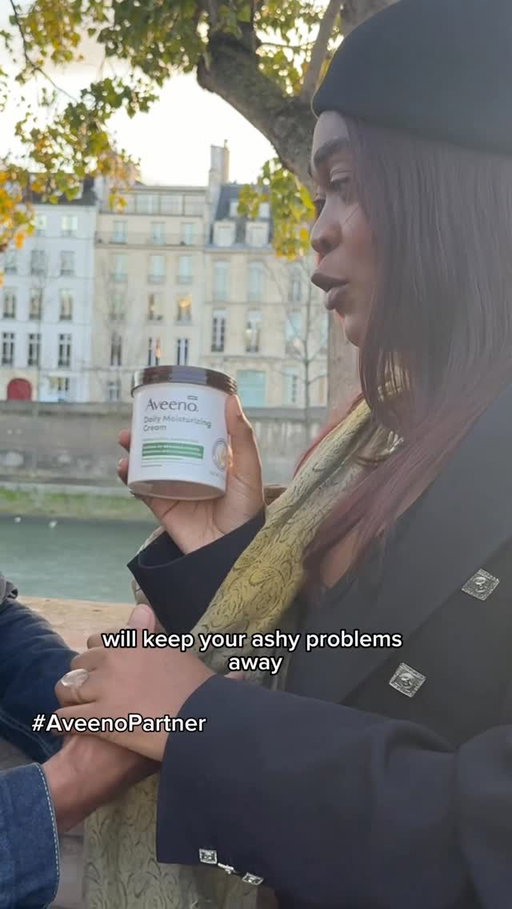 A dollop of @aveenous #DailyMoisturizingCream a day, keeps your ashy problems away!! #AveenoParter #CAREWITHPRIDE
