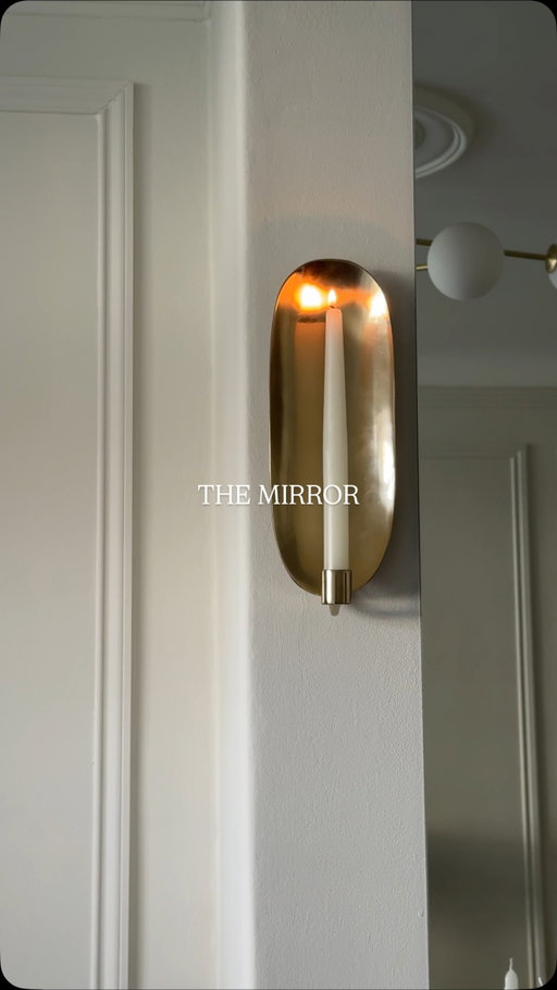 this mirror added so much scale to my living room, definitely one of my best home reno decisions!

mirror from @fittedmirrors
sconces from @hmhome 

#interiordesign #diy #homerenovation #mirror #fireplacemakeover
