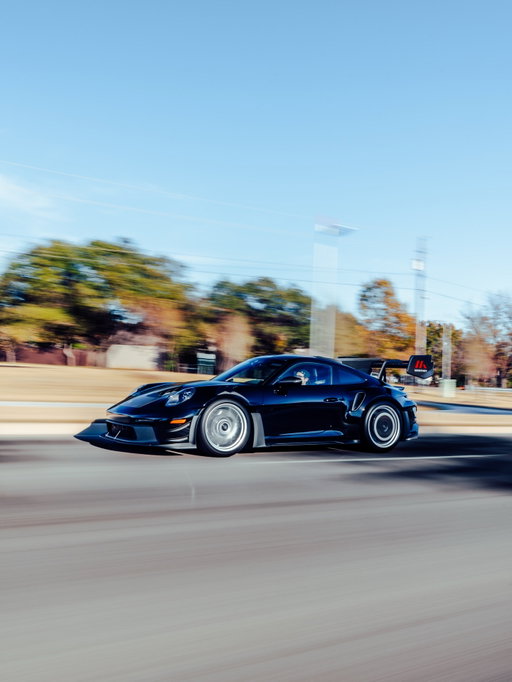 Turning heads everywhere this beast goes. Pure performance and art.
Manthey Kits available 

#porsche #911gt3rs #gt3rs #911 #porschemoment