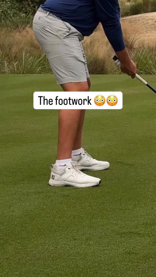 Ain’t 1 way to swing it that’s for sure… 😳

#golf #golfing #golfswing