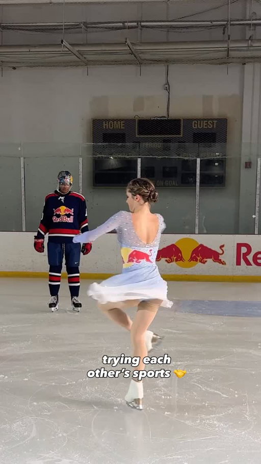 they traded blades... chaos followed 🫣

⛸️: @isabeau.levito 
🏒: @laila_edwards