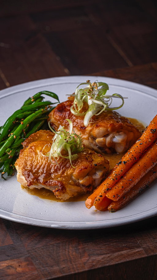 Miso glazed chicken thighs

Find my recipes at eatlikeanadult.com (clickable link in my bio)