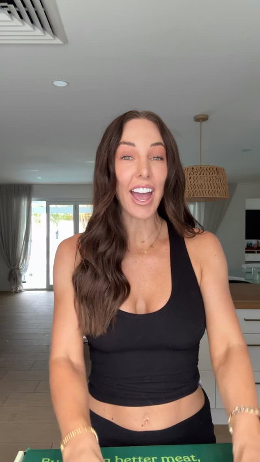 If you LOVE meat , need to increase your protein and care about the quality of your food and where it comes from WATCH this!!

I’m learning that feeling better doesn’t come from doing more , it comes from simplifying the basics. 

Real , good quality food that comes straight from the source , no added nasties , hormones or antibiotics that we don’t need it our meat. 

Stocking my freezer with high-quality, organic, grass-fed meat has honestly made life easier. Less last-minute stress, more nourishing meals, and food I actually feel good about feeding my family.

I love knowing this also supports Aussie farmers who care deeply about how our food is raised. It’s one of those quiet, behind-the-scenes choices that makes a real difference long term.

Small, intentional swaps. Big impact ✨

You can use ASHY50 at checkout ! 

@ourcowau 
#OurCowPartner #ad #realfood #aussiefarmers #healthhabits mumlife simpleliving
