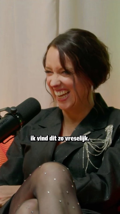 “Niks beats op je knieën gaan zitten en meespelen met je kinderen”

🎧 Aflevering 7 van De Mutti’s - een eindejaarsspecial met de voornemens van Kim, Jolien en Anke - staat nu online en kan je beluisteren via je favoriete podcastkanaal of bekijken op VTM GO. 💻