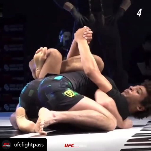 Throwback to the first buggy choke on the big stage 👀 17 years old