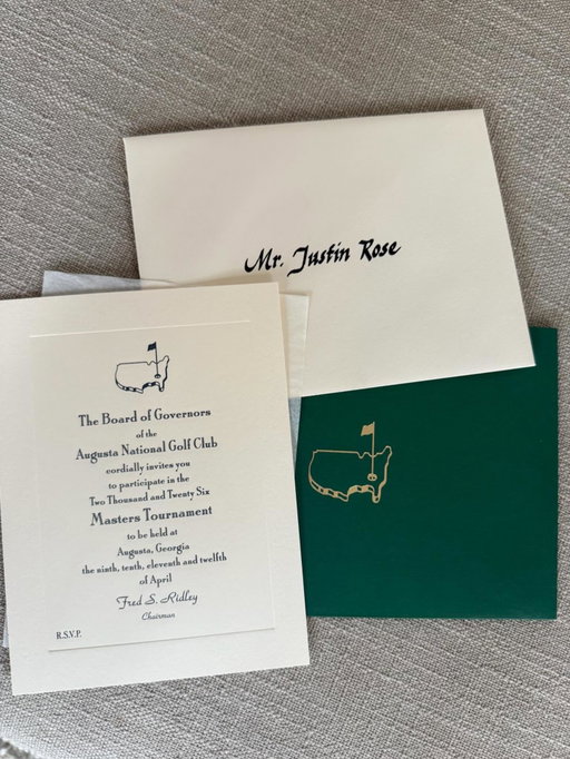 The @themasters always love sending Christmas presents early!!! 🎅🏻