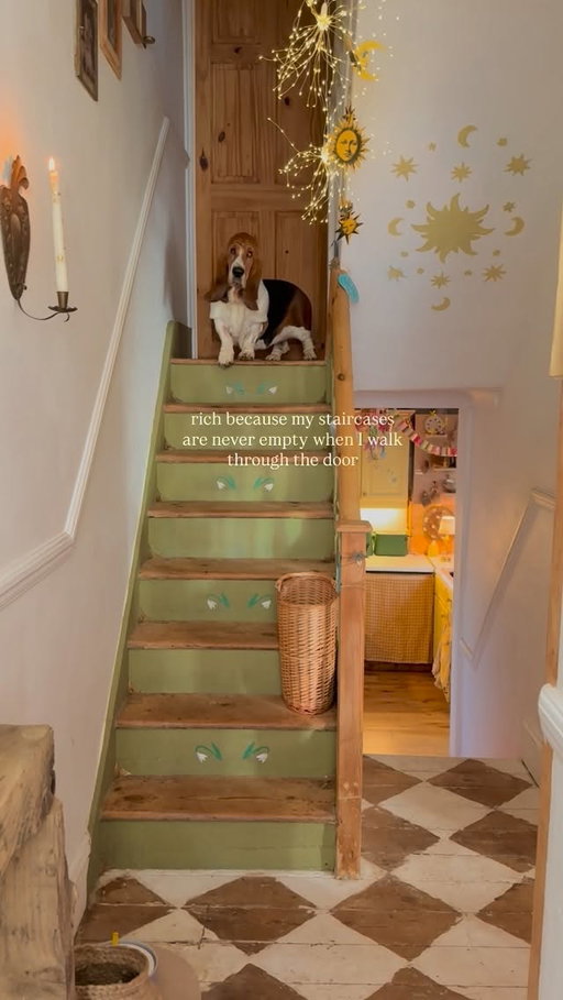 my house wouldn’t be a home without them 🐶 🐱 🐈‍⬛ 

I grew up with both cats and dogs and it was a dream of mine to have both in my adult life. I feel as you walk through life it’s full of people picking a ‘side’. But I think each species are so special and unique and I could never pick one of the other. It makes me so happy that even if I leave the house for a few minutes they all like to run to the door to see me. I feel so honoured that I get to share my home and life with them ✨

It’s hard to put in to words just how special pets are 🥹

#bassethound #dogsandcats #wholesome #petsofinstagram #catsanddogs
