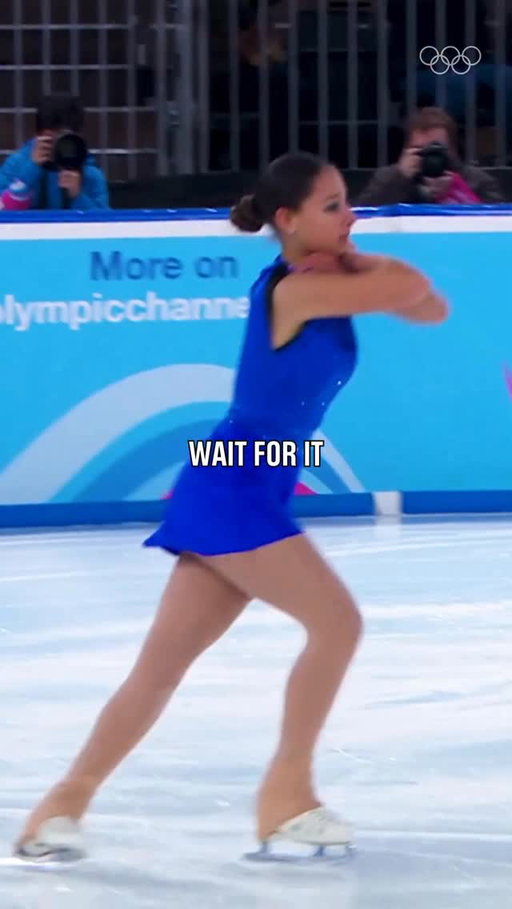 Blink, and you’ll miss it! A full costume change mid-program at #Lausanne2020! 🎭❄️

#Olympics #WinterOlympics #MilanoCortina2026 #FigureSkating