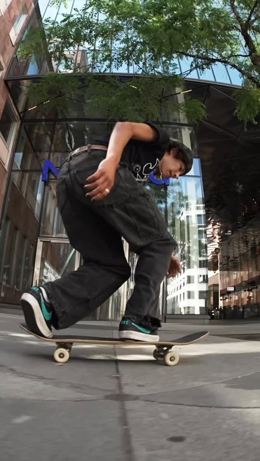 @jackthomspon @monsterenergy Viking Raid Tour video out now on Thrasher💚 

📹 @bennet_ra