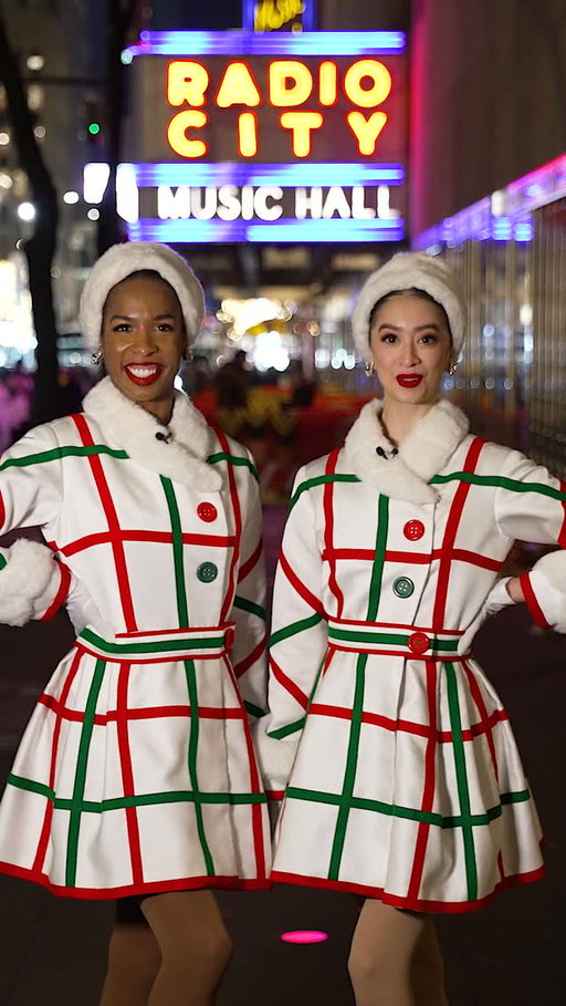 Did somebody say tickets to the Christmas Spectacular at @radiocitymusichall?! 👀💙 With our partners at the @therockettes, Chase brought extra holiday cheer to The Rink at @rockefellercenter presented by Chase Freedom 🎄⛸️ by surprising a few ice skaters with mystery boxes. 🎁 Inside the boxes? Ornaments from our friends at @urbannaturalhome, hot cocoa from @wafelsanddinges and even tickets to the Christmas Spectacular! ✨ #Rockettes100