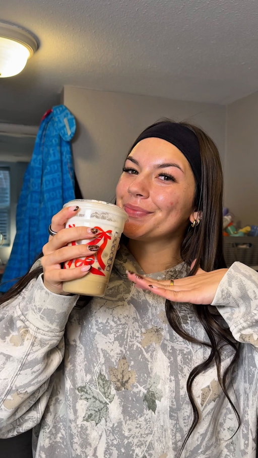 ✨ Day made with my @starbucks run ☕️💫 I’m obsessed with how easy it is to play Starbucks For Life Merrython while grabbing my everyday drink! #StarbucksCreator 

NO PURCHASE NECESSARY. U.S. 18+. See Official Rules for alternate method. Enter by 1/4/26. Starbucksforlife.com/rules