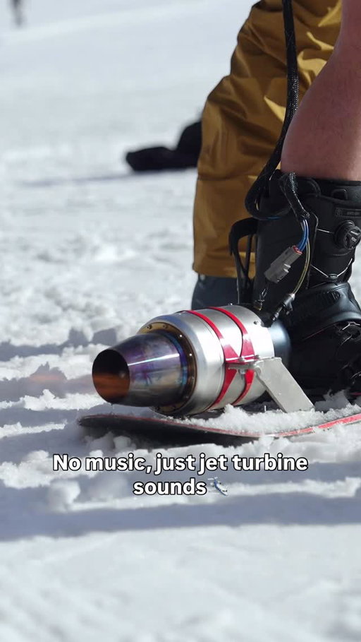 If you close your eyes, bro sounds like a Boeing 747. #hellyeah #jetengine #turbine #snowboarding #snowboard