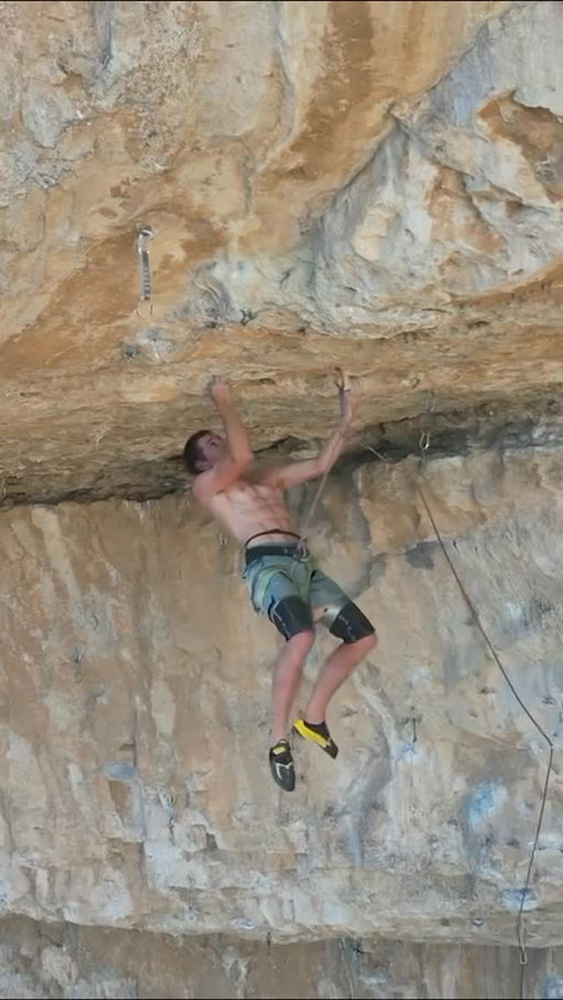 It’s a Christmas miracle!! I sent my long standing sport climbing project Bachelor Party. It was established as a 9a (5.14d) but I found different beta (and some knees) that make it easier so it’s probably no harder than 8c+ for me. But it’s the most effort that I’ve put into a route over the years - partially because the other two winters I was at home trying it seriously we had babies, which kind of ended my seasons, and partially because it’s my total anti-style. Campusing on pockets in a roof… 

It was a great day at the crag with a lot of friends. @james_lucas happened to be up there with a drone for his fist day of the season and filmed the whole send. And @joekinder was nice enough to cut his footage into a little send video.

@thenorthface @thenorthface_climb @lasportivana @blackdiamond